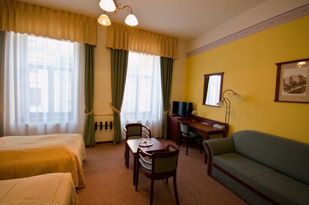 Grandhotel Garni Jihlava Exterior foto