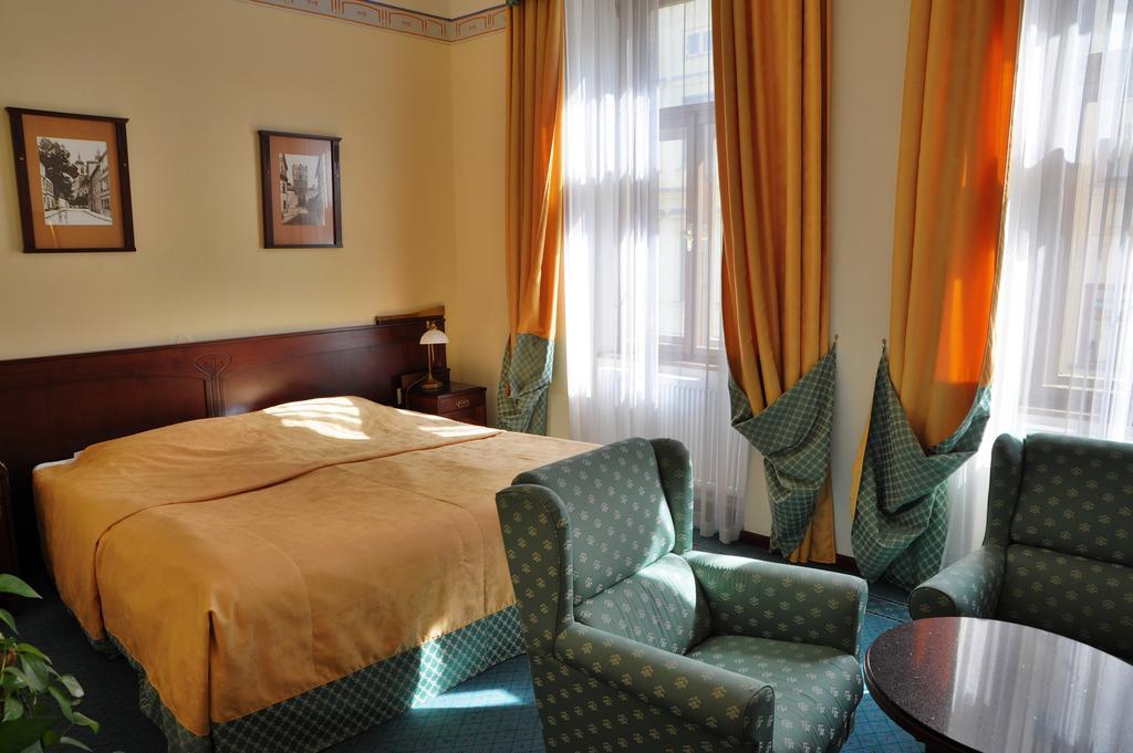Grandhotel Garni Jihlava Exterior foto
